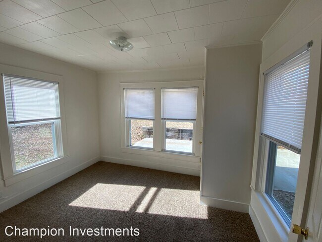 Foto del edificio - 3 br, 1 bath House - 814 Kings Road