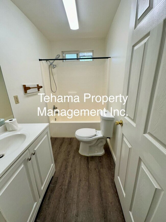 Foto del edificio - Renovated 2 Bedroom/1 Bath Gerber home wit...
