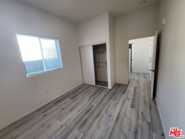 Foto del edificio - 1120 E 25th St