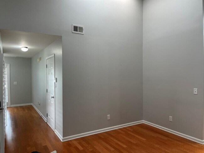 Foto del edificio - 2335 Gateview Ct