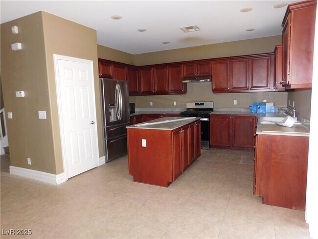 Building Photo - 9707 Kampsville Ave