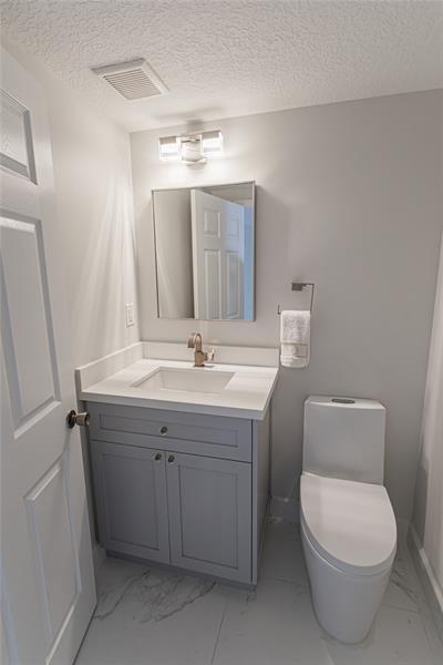 Foto del edificio - 14387 SW 9th Ct