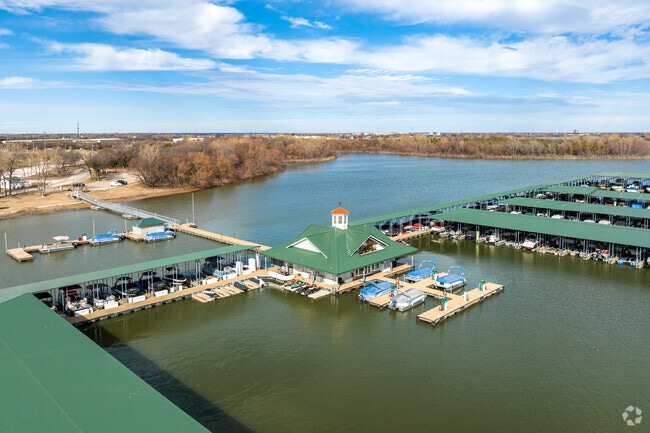 Cottonwood Pontoon Boat landing in the Little Elm neighborhood.