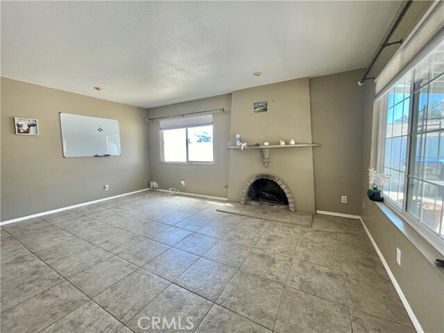 Building Photo - 15335 Rolling Ridge Dr