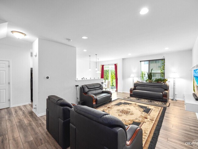 Foto del edificio - 4127 Winslow Ct