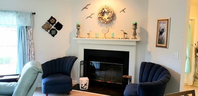 Building Photo - 307 Halyard Ct