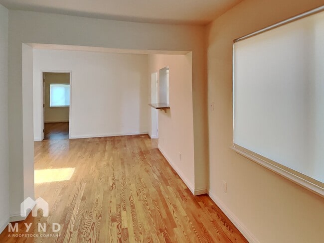 Foto del edificio - 5021 MacArthur Blvd