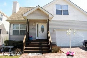 Primary Photo - 3 br, 2 bath House - 13463 Madison Avenue