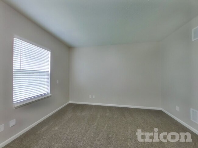 Foto del edificio - 2320 Hanover Rd