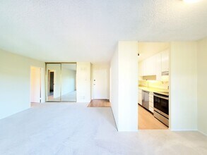 Building Photo - 816 N Delaware St