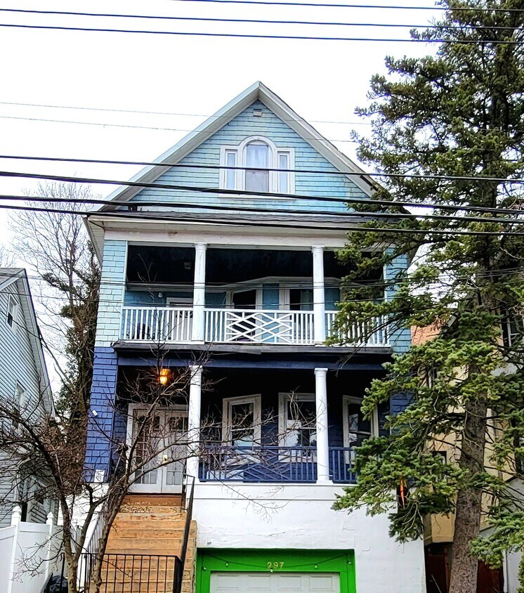 Primary Photo - 297 Westervelt Ave