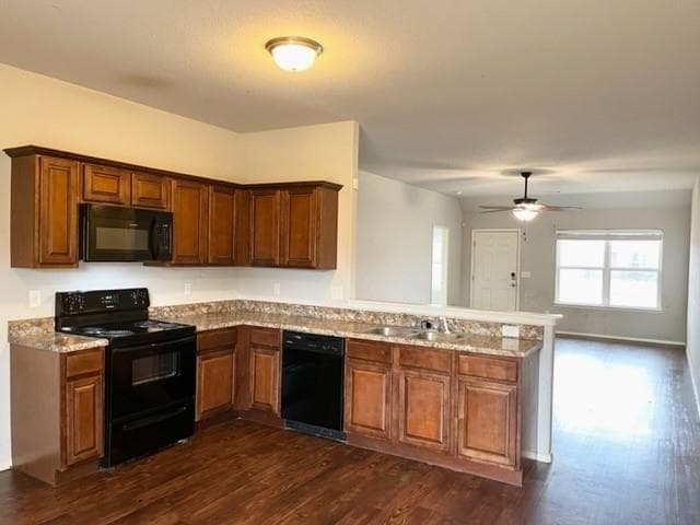 Foto del edificio - 864 NW Evans Cir