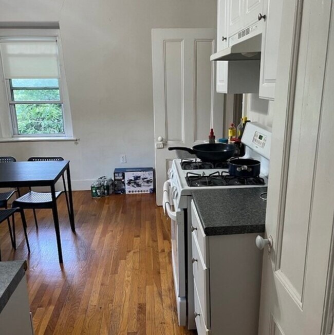 200 Church St, Newton, MA 02458 Townhome Rentals in Newton MA