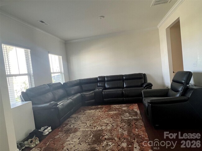 Building Photo - 8411 Flint Hill Dr