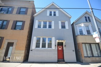 Building Photo - 3732 N Ashland Ave