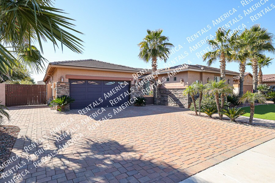 Foto principal - 5413 W Siesta Way