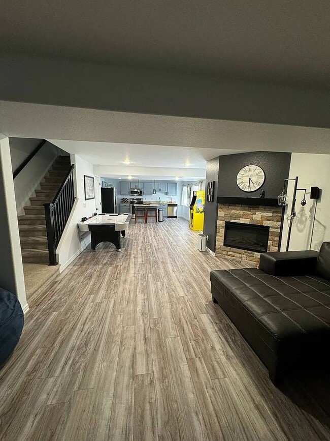 Building Photo - 4324 Timber Hollow Loop