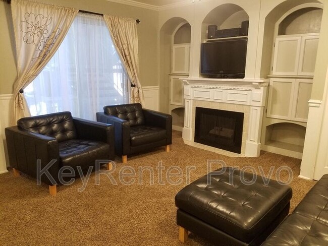 Foto del edificio - 1686 Hickory Ln