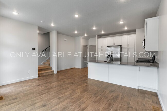 Foto del edificio - 1786 N 180 E