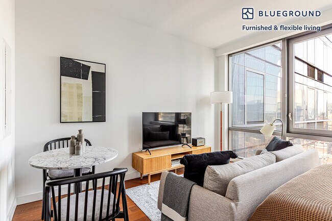 Foto del edificio - 435 W 31st St