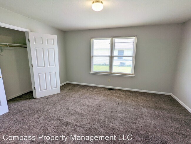 Building Photo - 2 br, 2 bath House - 60 Virgil Dr.