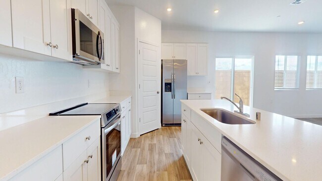 Foto del edificio - 3231 Carambola Ave