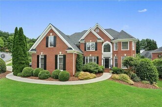 Building Photo - 205 Rod Ct