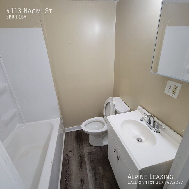 Foto del edificio - 4113 Naomi St