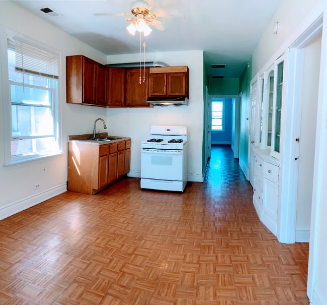 Building Photo - 4635 S Spaulding Ave