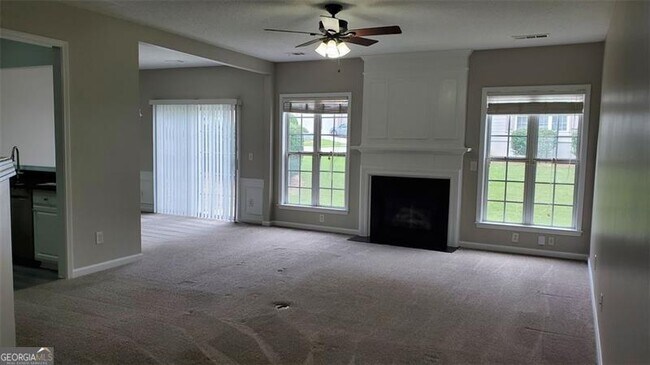 Foto del edificio - 4101 Royal Regency Cir
