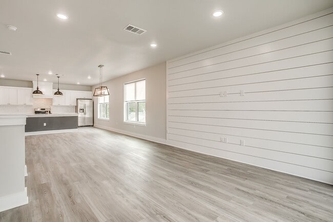 Building Photo - 3129 Forest Park Blvd