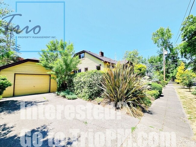 Building Photo - 1060 Tyler St