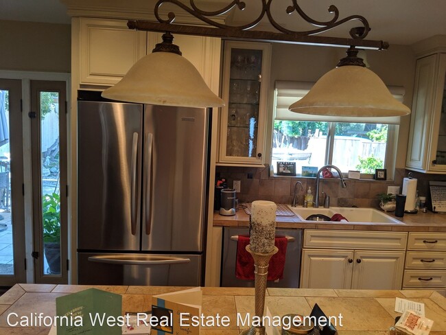 Foto del edificio - 3 br, 2 bath House - 2588 FLORA STREET