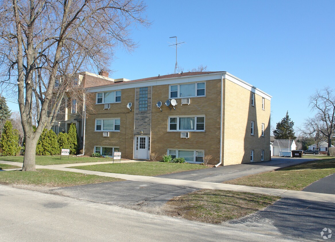 Primary Photo - 312 E Washington St