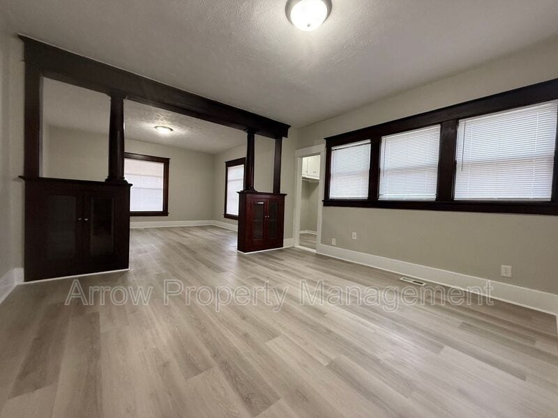 Foto principal - 130 N 27th St