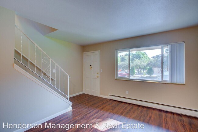 Foto del edificio - 1410 E 16th St