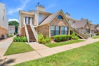 Building Photo - 5001 Grande Dr