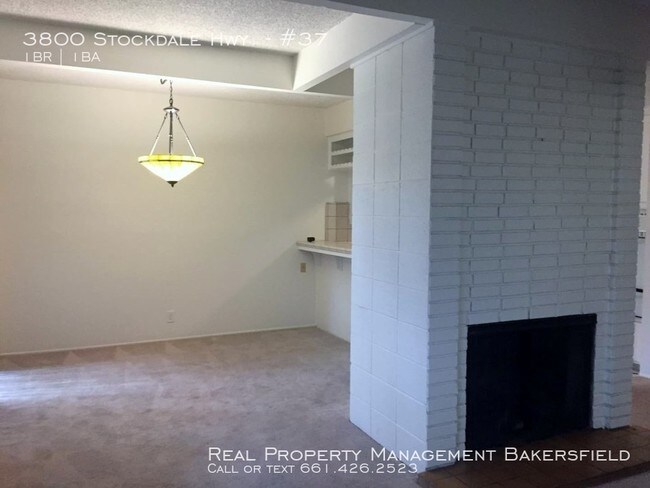 Building Photo - 3800 Stockdale Hwy #37