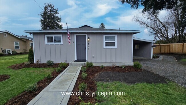 Foto del edificio - 31721 W Commercial St