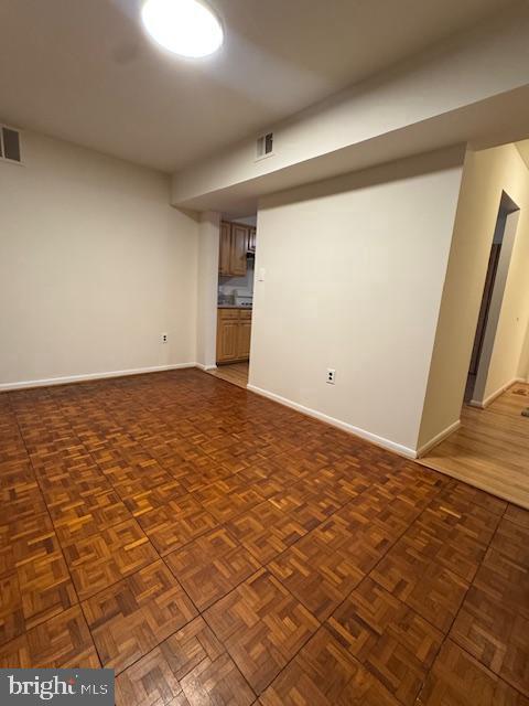 Foto del edificio - 5312 Eliots Oak Rd