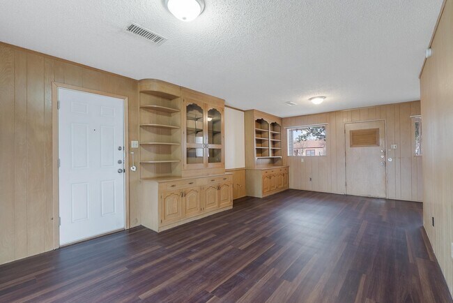 Foto del edificio - 2202 State St