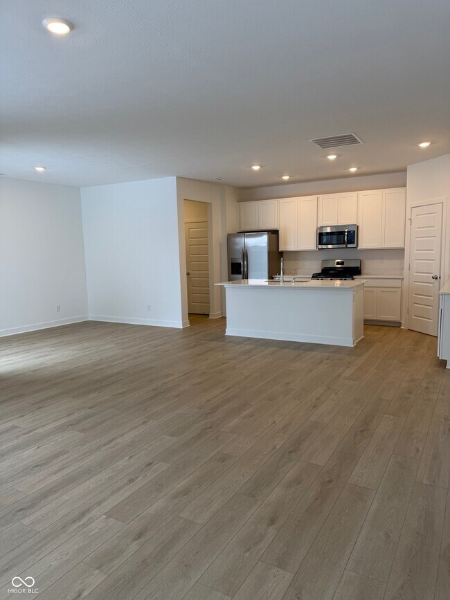 Foto del edificio - 411 W Michigan St