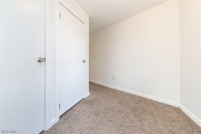 Foto del edificio - 3905 Woodbine Ave