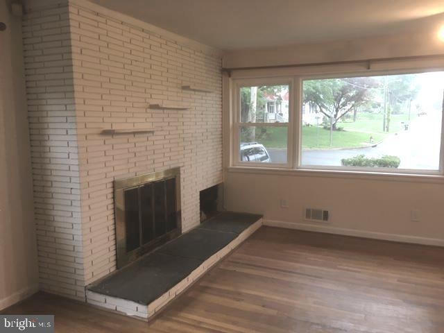 Building Photo - 1564 Hane St