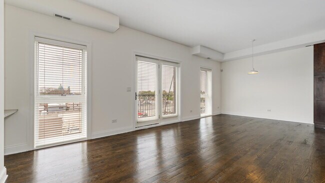 Foto del edificio - 3229 S Halsted St