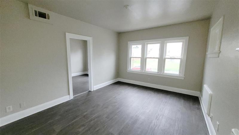 Foto principal - 2491 S 7th St