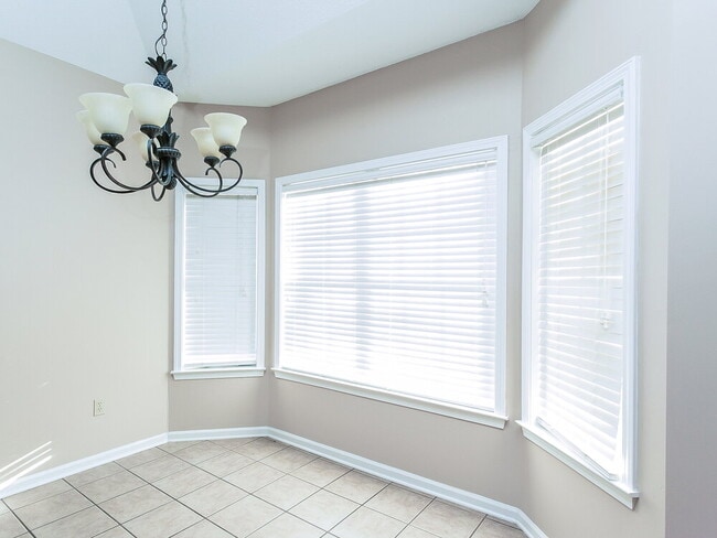 Building Photo - 8693 Bell Ridge Dr