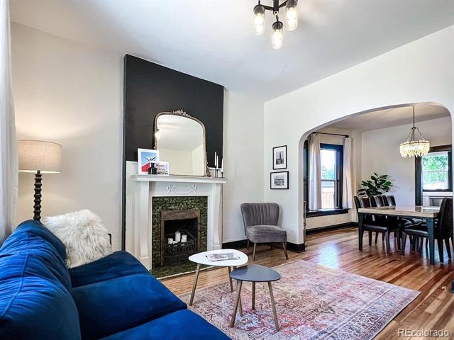 Foto del edificio - 2943 N York Ct
