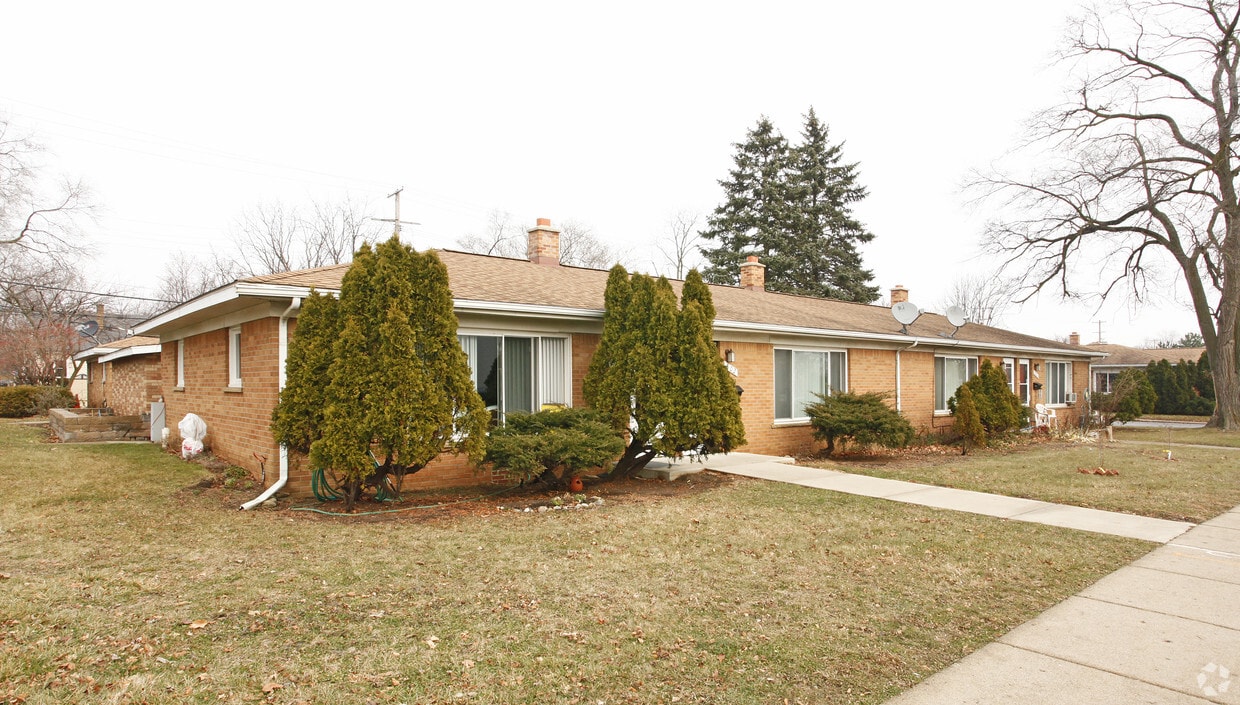 Primary Photo - Stimson Apartments