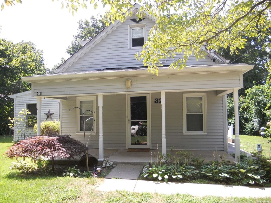 32 Cove Dr, Sound Beach, NY 11789 House Rental in Sound Beach, NY
